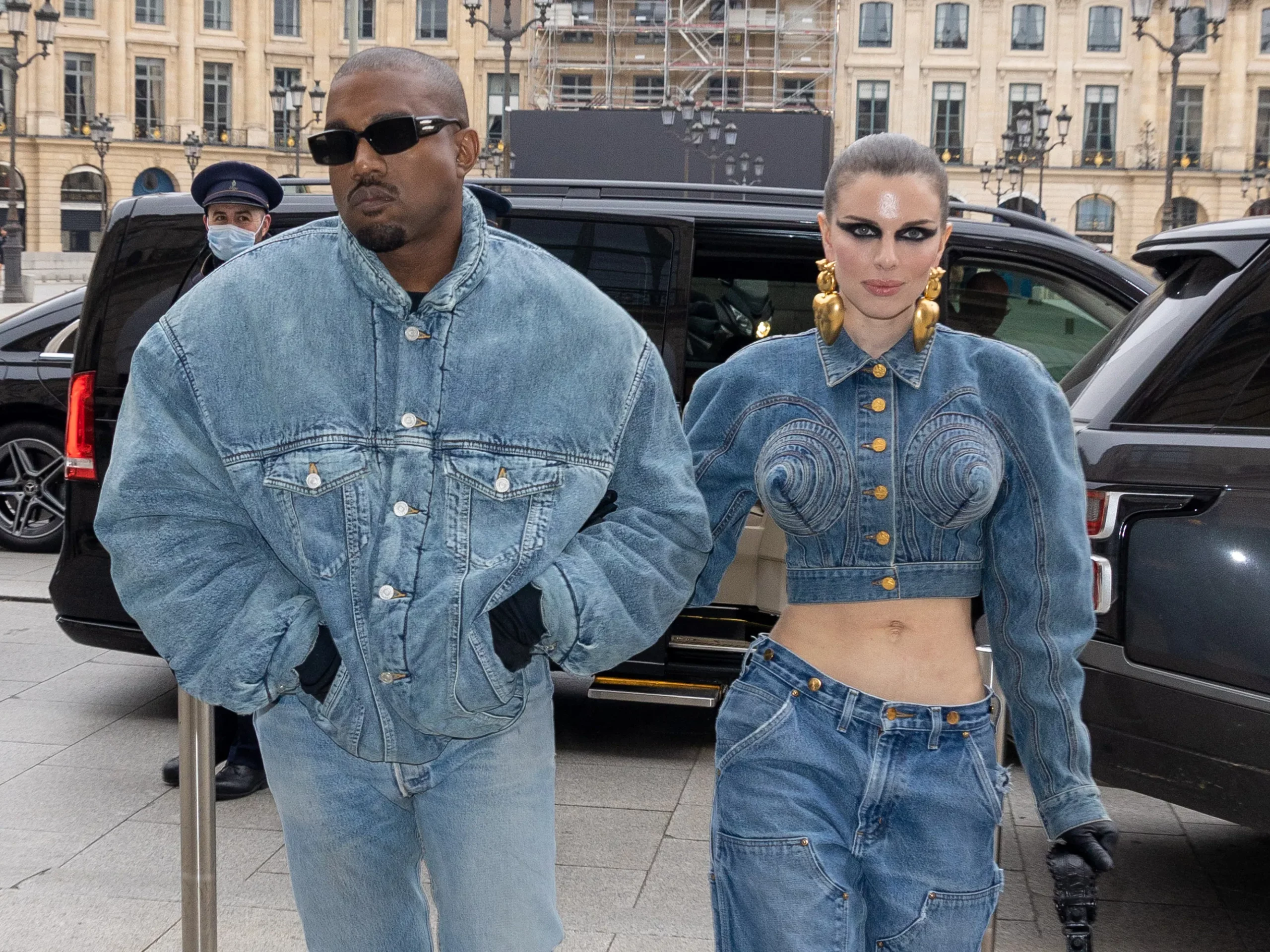 Kanye West and Julia Fox scaled